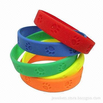 Silicone Wristband, Available with Debossed or Embossed Logo, Customized Colors are Accepted